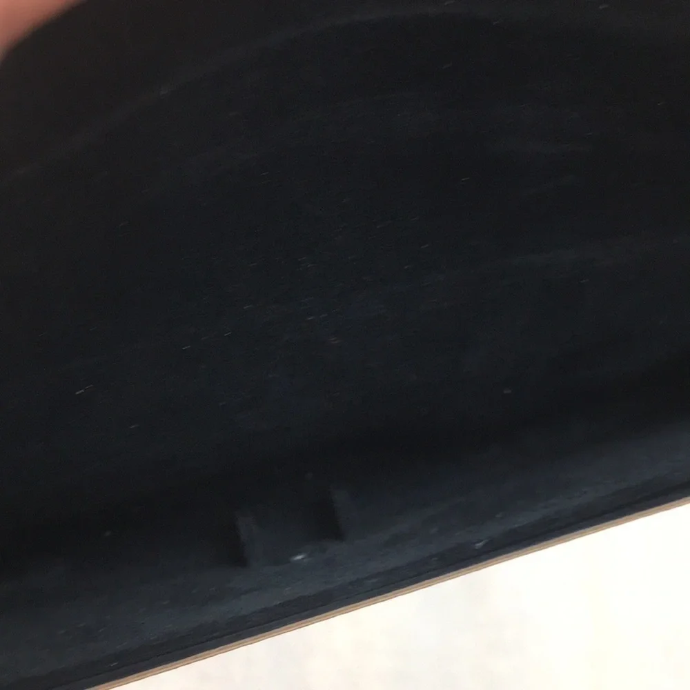 Brown Leather Ray Ban sunglasses case w cloth